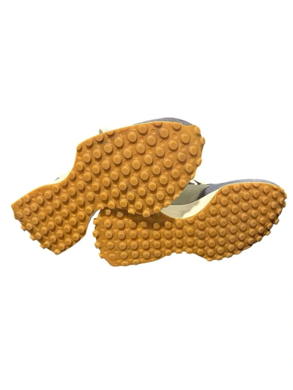 New Balance excellent pet